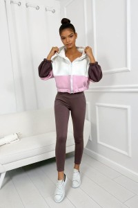 krotka-bluza-damska-z-kapturem (18).jpg
