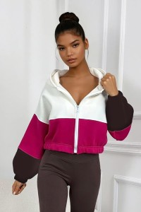 krotka-bluza-damska-z-kapturem (11).jpg