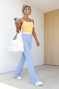 spodnie flare maselko baby blue (3).png