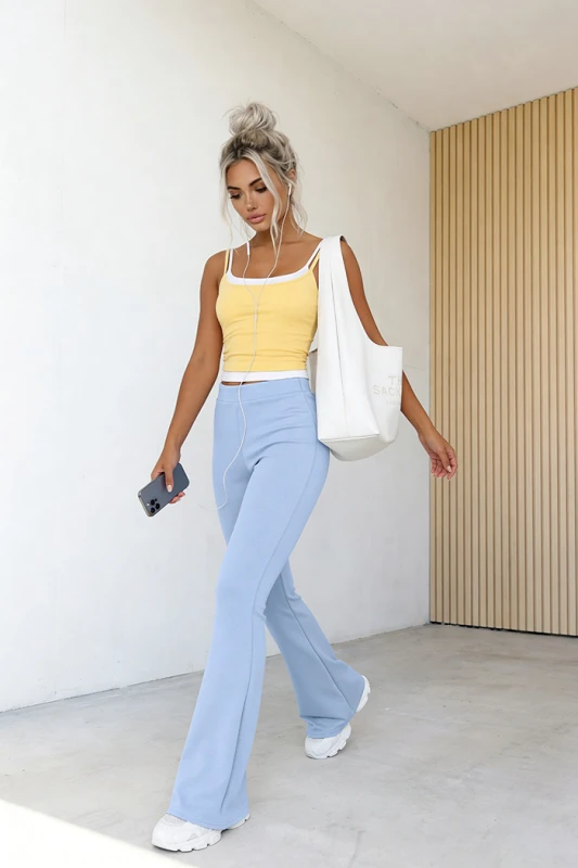 spodnie flare maselko baby blue (6).png